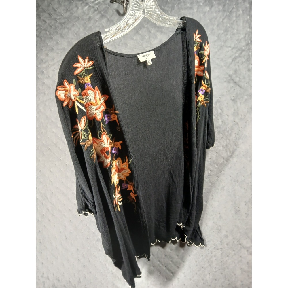 Umgee Black Floral Kimono S/M Cottage Fairy Core. Festival Fashion. Lagenlook - Picture 2 of 4